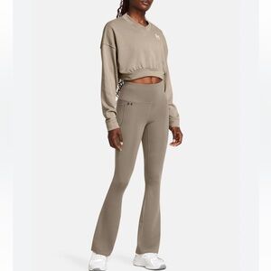 Under Armour Women's Tan High-Waisted flare leg pants‎ size medium